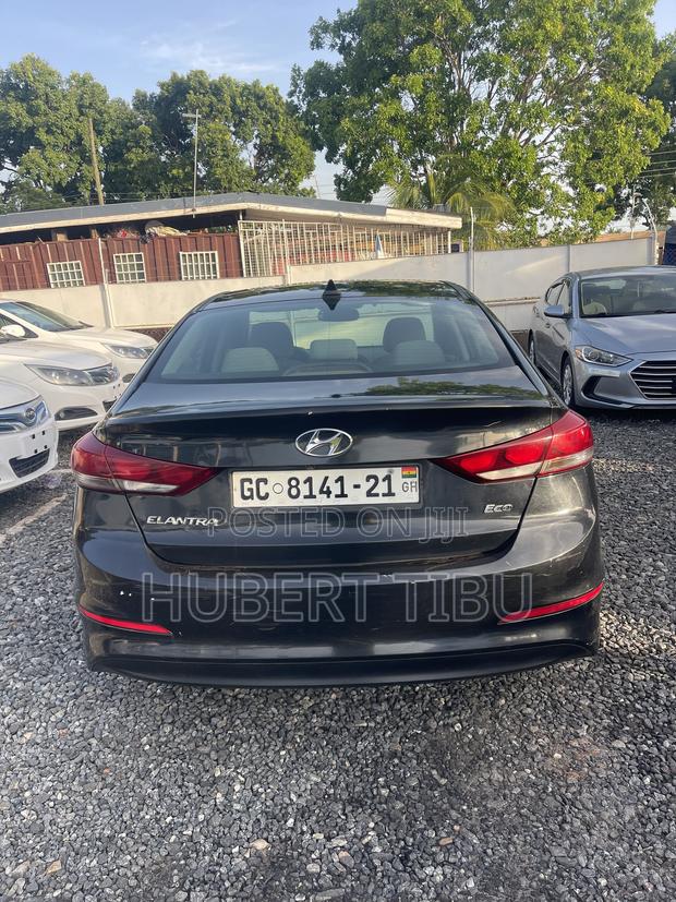 Hyundai Elantra 2017 Gray