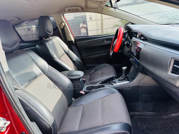 Toyota Corolla S 4dr Sedan (1.8L 4cyl CVT) 2015 Red