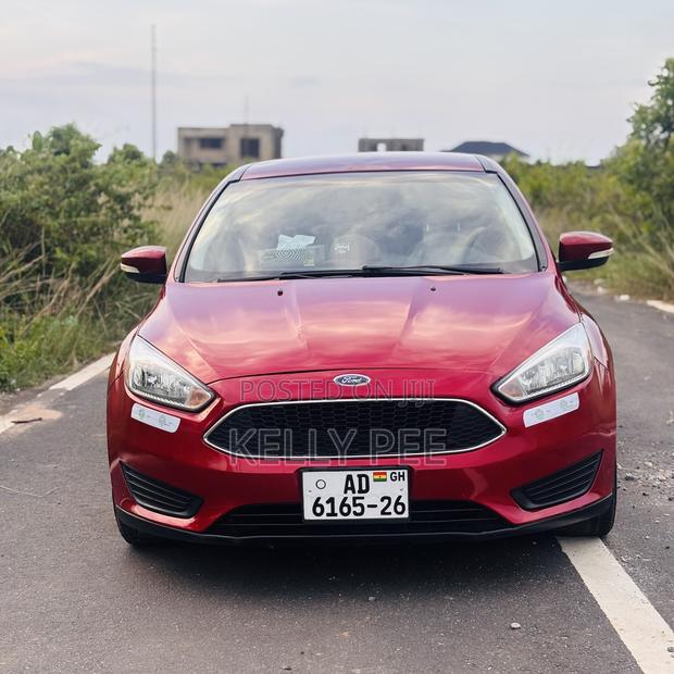 Ford Focus SEL Sedan FWD (2.0L 4cyl 6A) 2017 Burgundy