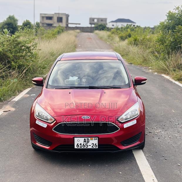 Ford Focus SEL Sedan FWD (2.0L 4cyl 6A) 2017 Burgundy
