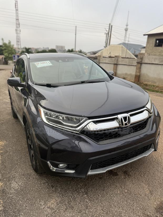 Honda CR-V Touring AWD 2019 Gray