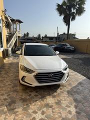Hyundai Elantra SE 2018 White for sale