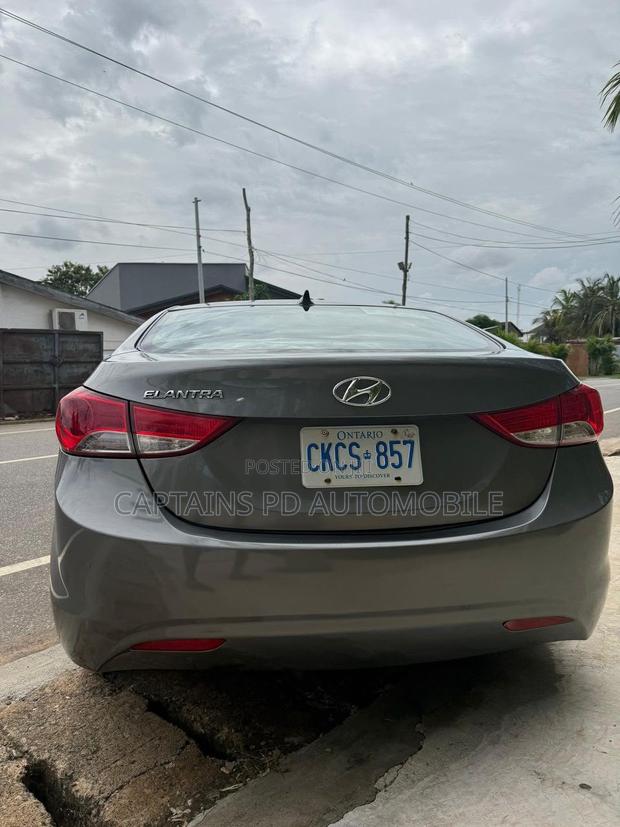 Hyundai Elantra 2013 Gray
