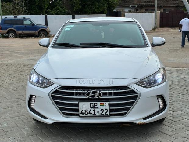 Hyundai Elantra 2017 White