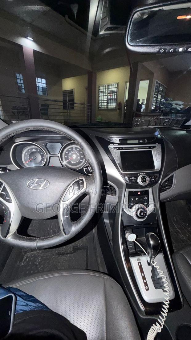 Hyundai Elantra 2013