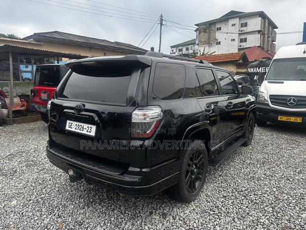 Toyota 4-Runner Limited 2021 Black