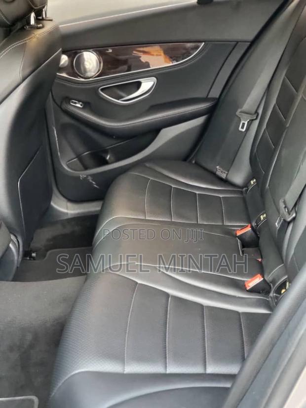 Mercedes-Benz C300 Base 4Matic Sedan AWD (2.0L 4cyl 7A) 2016 Gray
