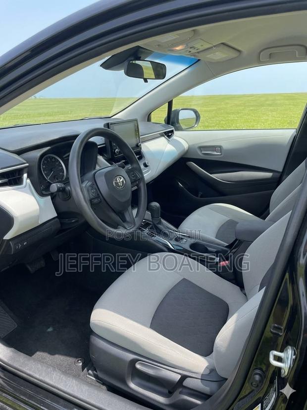 Toyota Corolla LE 2022 Black