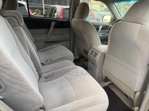 Toyota Highlander 2010 Black
