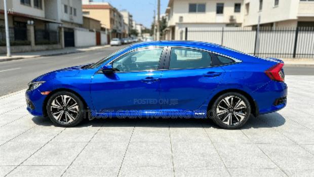 Honda Civic 2016 Blue