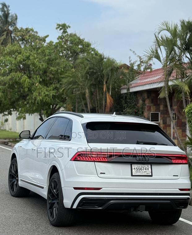 Audi Q8 55 Premium AWD quattro 2020 White