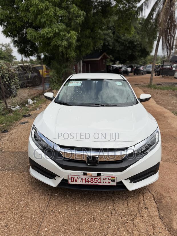 Honda Civic LX 4dr Sedan (2.0L 4cyl) 2017 White