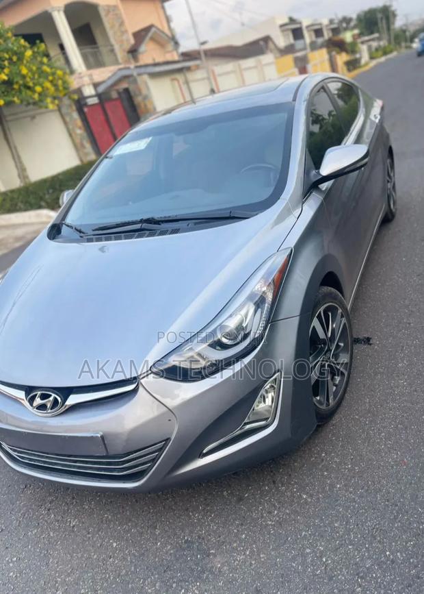Hyundai Elantra 2015 Silver