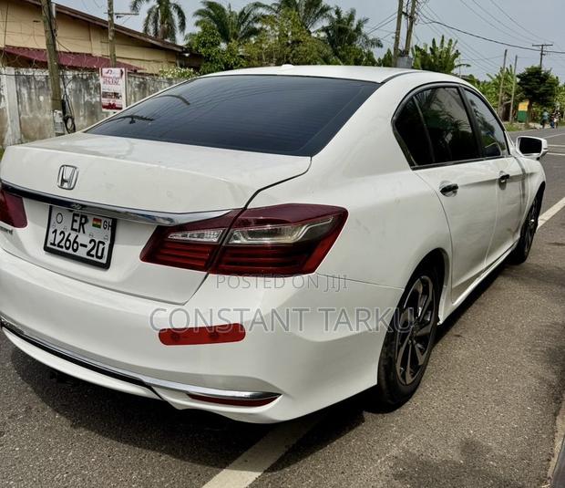 Honda Accord EX-L 4dr Sedan FWD (2.4L 4cyl 2A) 2016 White
