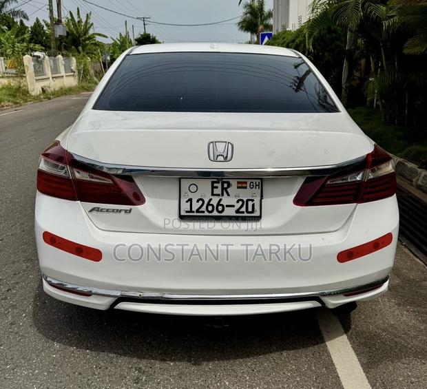Honda Accord EX-L 4dr Sedan FWD (2.4L 4cyl 2A) 2016 White