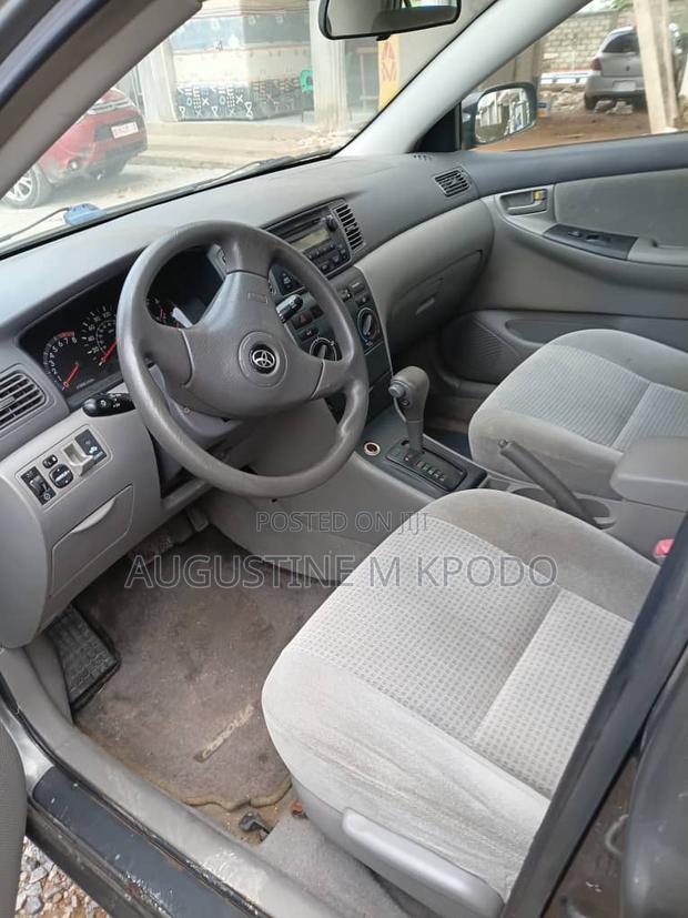Toyota Corolla 2008 Gray