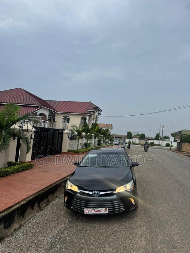 Toyota Camry LE 4dr Sedan (2.5L 4cyl 6A) 2015 Black