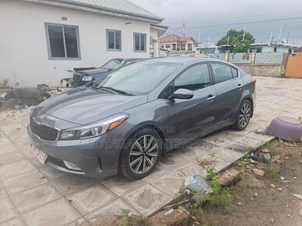 Kia Forte EX Sedan 2018 Gray