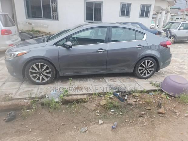 Kia Forte EX Sedan 2018 Gray