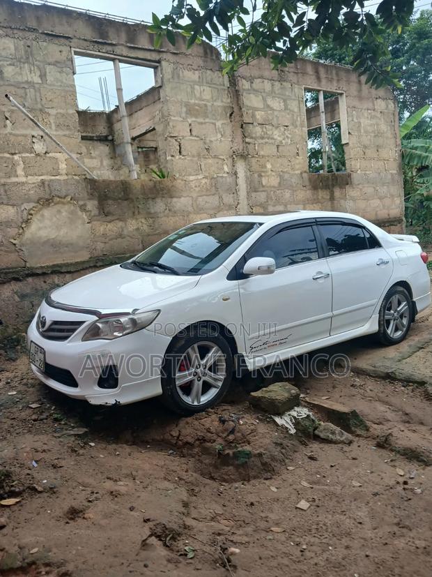 Toyota Corolla S 4dr Sedan (1.8L 4cyl 4A) 2013 White