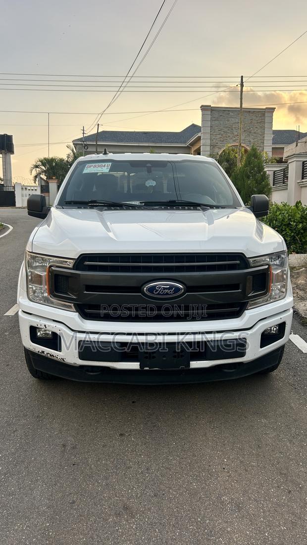Ford F-150 XLT 4x2 SuperCab Styleside 6.5 ft. box 145 in. WB 2020 White