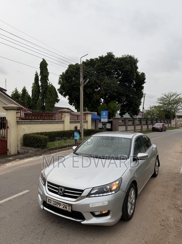 Honda Accord 2016 Gray