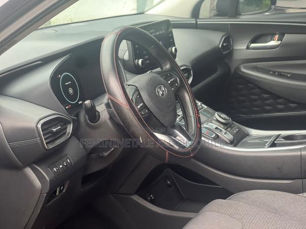 Hyundai Santa Fe SEL 2021 Black