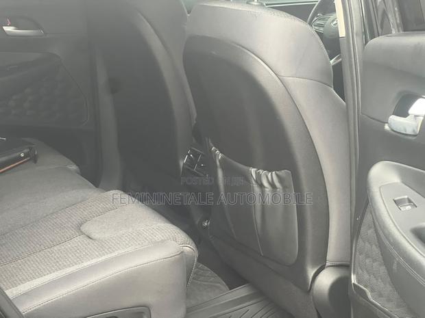 Hyundai Santa Fe SEL 2021 Black