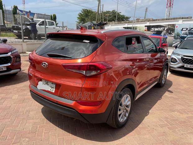 Hyundai Tucson SE AWD 2018 Red