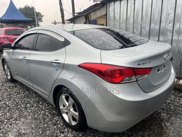 Hyundai Avante 2013 Gray