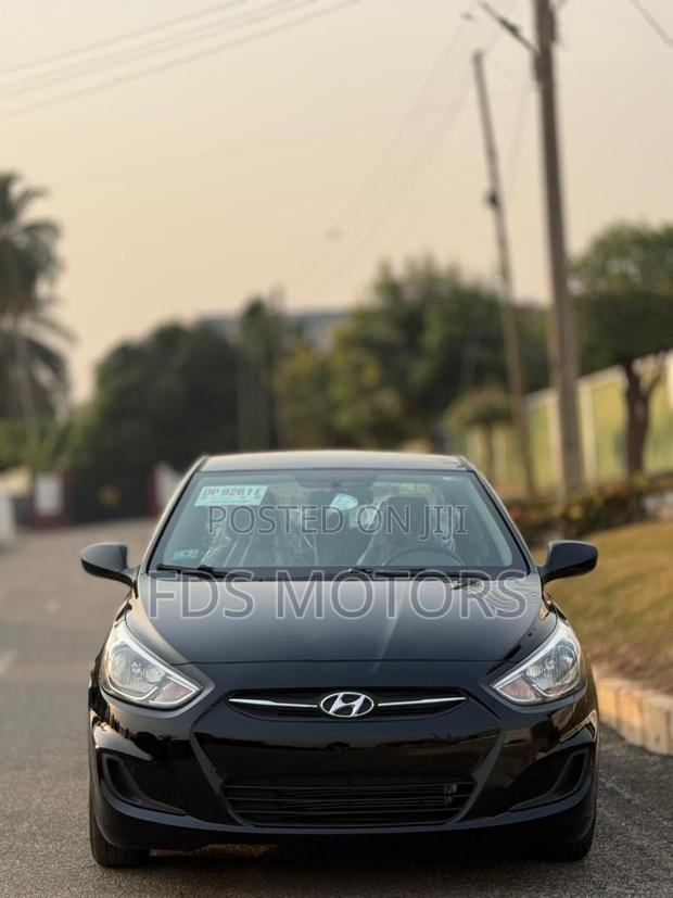 Hyundai Accent GLS 4dr Sedan (1.6L 4cyl 6A) 2015 Black