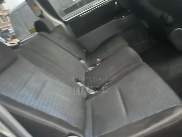 Toyota Voxy 2010 White