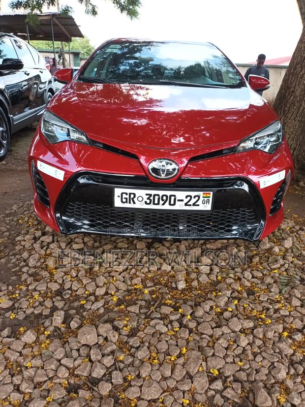 Toyota Corolla 2016 Red
