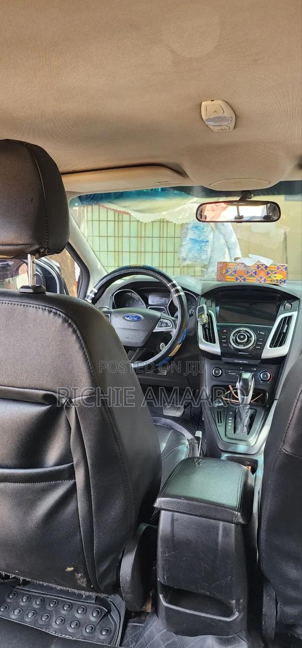 Ford Focus S Sedan FWD (2.0L 4cyl 5M) 2016 Silver
