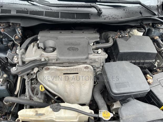 Toyota Camry SE 4dr Sedan (2.5L 4cyl 6A) 2013 Black