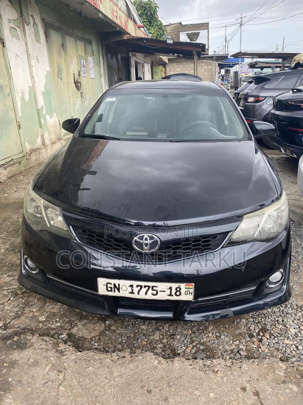 Toyota Camry SE 4dr Sedan (2.5L 4cyl 6A) 2014 Black
