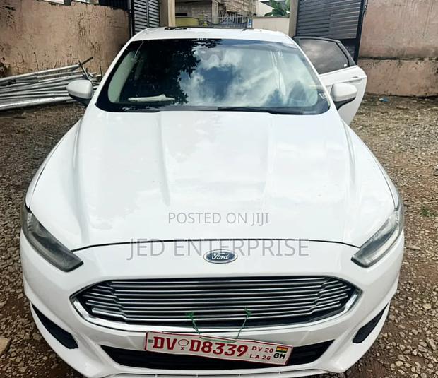 Ford Fusion 2017 White