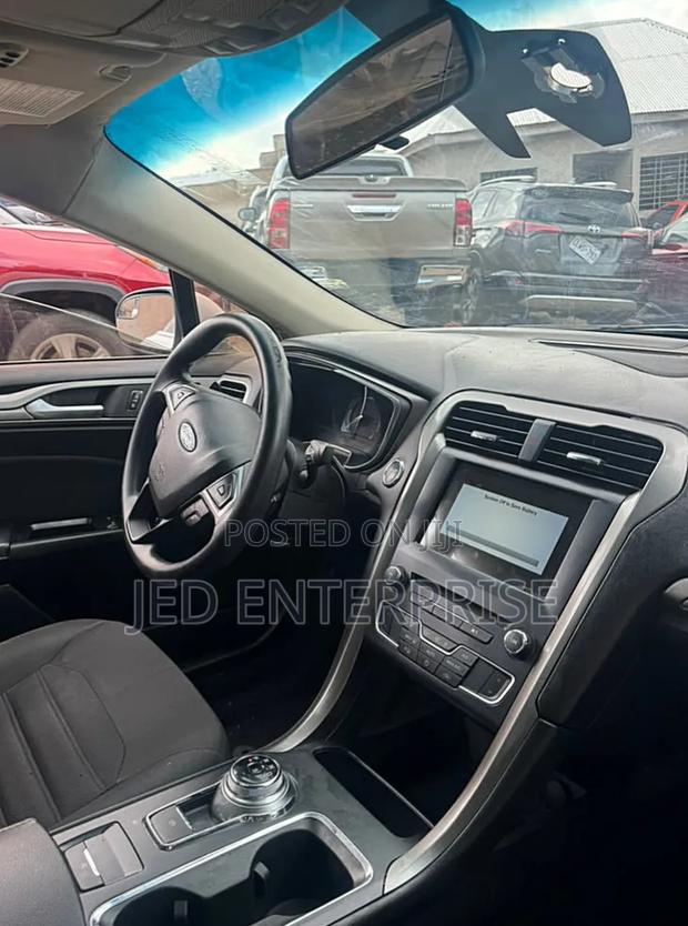 Ford Fusion 2017 White