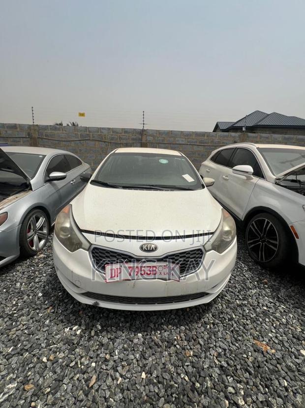 Kia Forte SX Sedan 2014 White