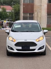 Ford Fiesta SE 4dr Hatchback (1.6L 4cyl 5M) 2015 White for sale