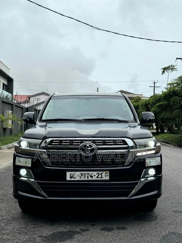 Toyota Land Cruiser 2012 Black