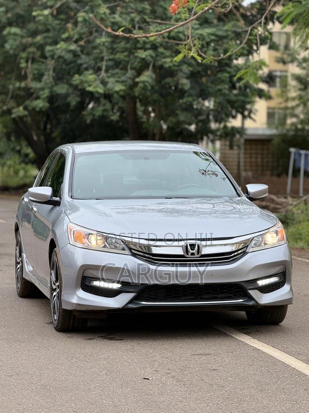 Honda Accord Sport 4dr Sedan FWD (2.4L 4cyl 2A) 2017 Silver