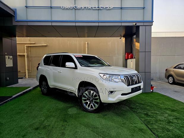 Toyota Land Cruiser Prado 4.0 Petrol GX-R 2022 White
