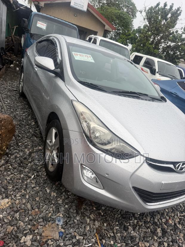 Hyundai Avante 2014 Silver