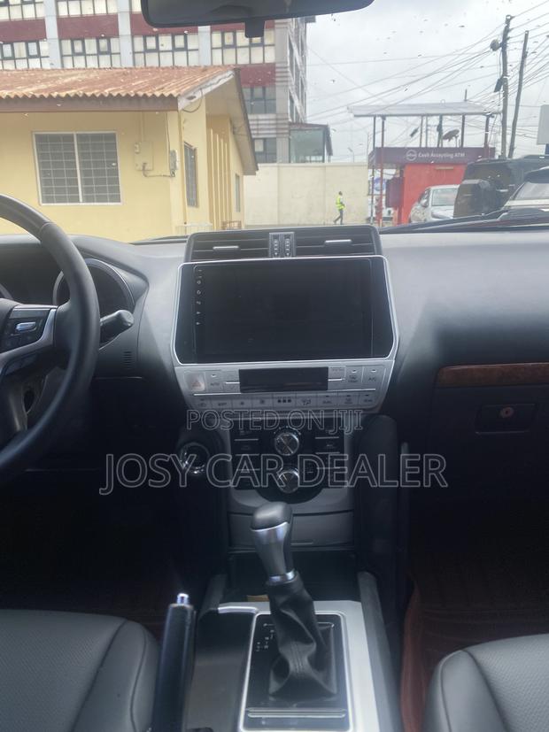 Toyota Land Cruiser Prado 2.7 2017 White