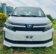 Toyota Voxy X 4WD 7-Seater 2015 Pearl for sale
