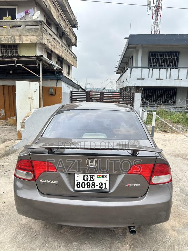 Honda Civic 2010 Gray