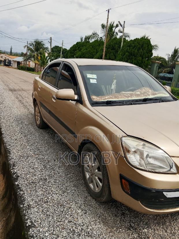 Kia Rio LX 4dr Sedan (1.6L 4cyl 4A) 2010 Beige