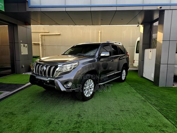 Toyota Land Cruiser Prado 4.0 Petrol GX-R 2016 Gray