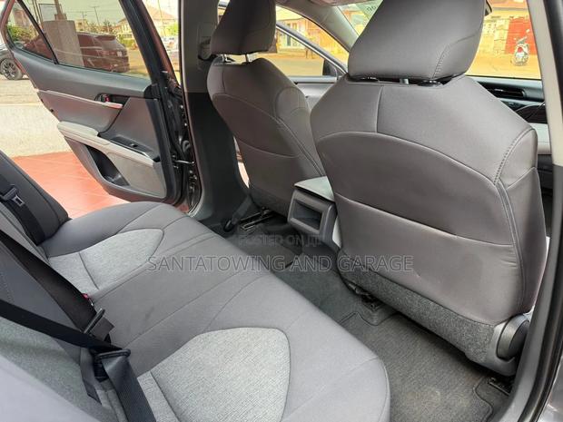 Toyota Camry 2020 Gray